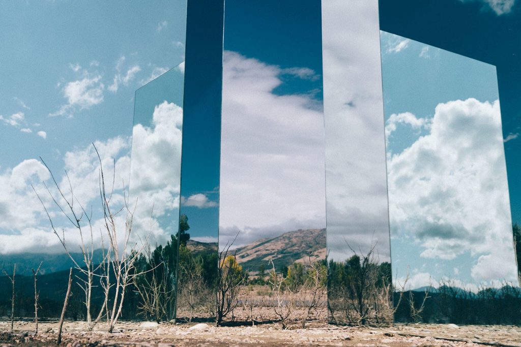 Rachel Valdés Eden Instalación